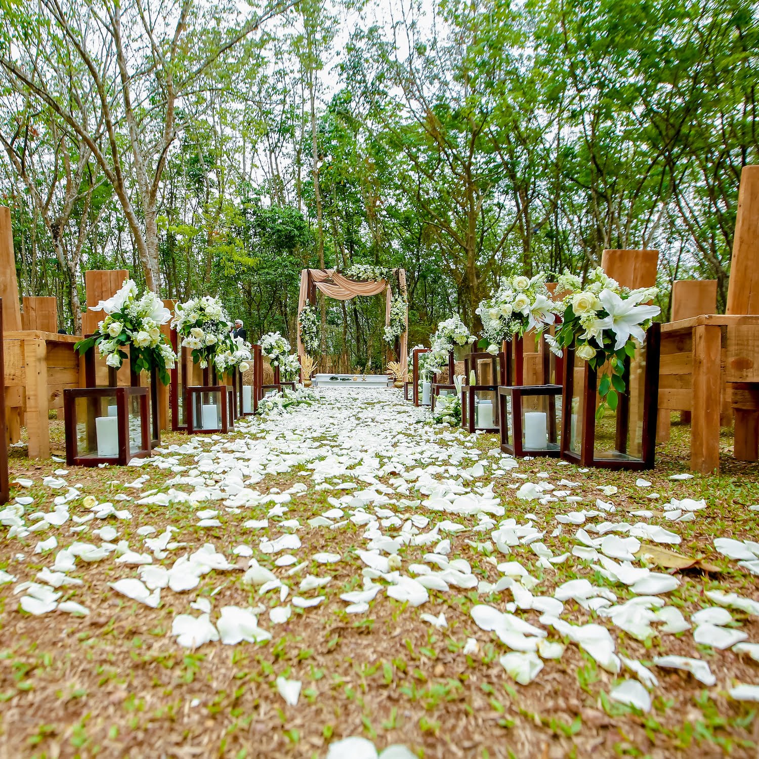 Outdoor wedding Sri Lanka